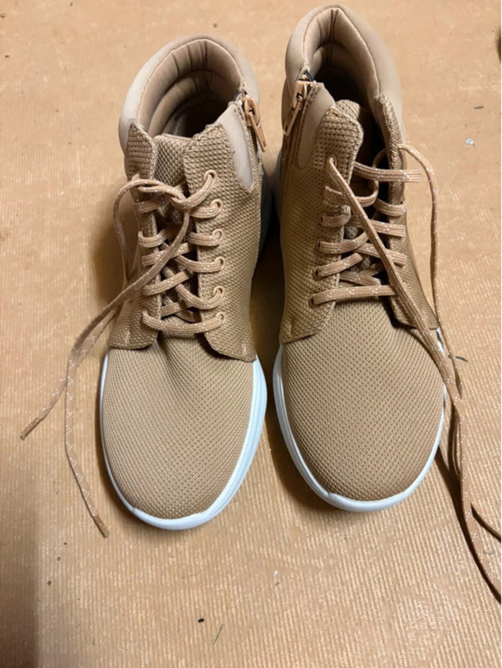 NWOT Clarks High Tops
